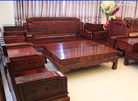 红木家具回收：深圳地区高价回收花梨木办公家具等红木家具